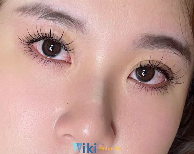 tiệm uốn mi Bình Thạnh Nail Room – Mit’s House