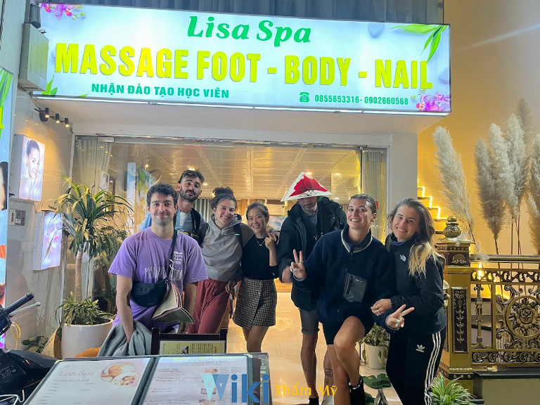 khách hàng review về spa massage Lisa