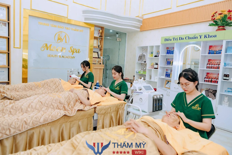 Moon Spa ở Bến Cát