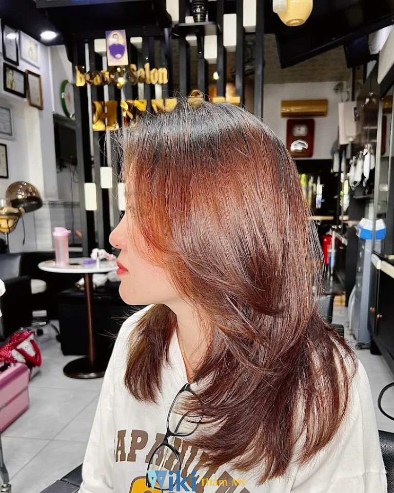 Tiệm cắt tóc nữ đẹp ở Quận 9 Hair Salon Huy Ân