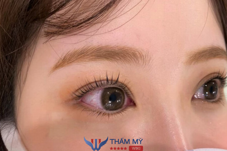 Salon Hồng Cẩm  nối mi tại nhà ở Quận Bình Tân