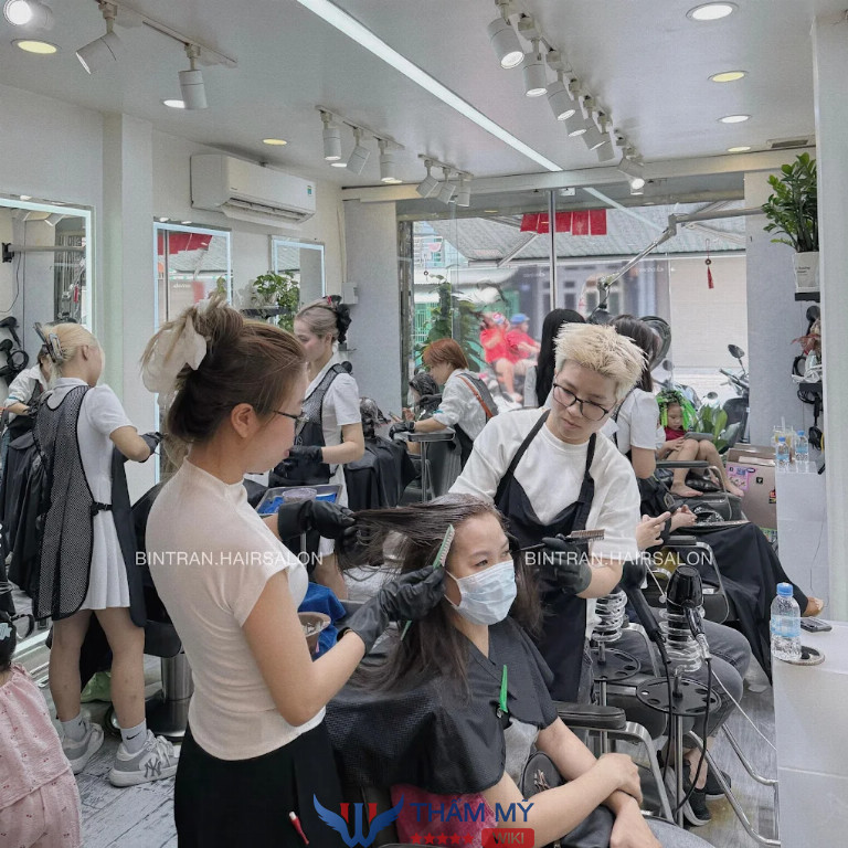 Tiệm cắt tóc đẹp ở Quận 11 BinTran Hair Salon