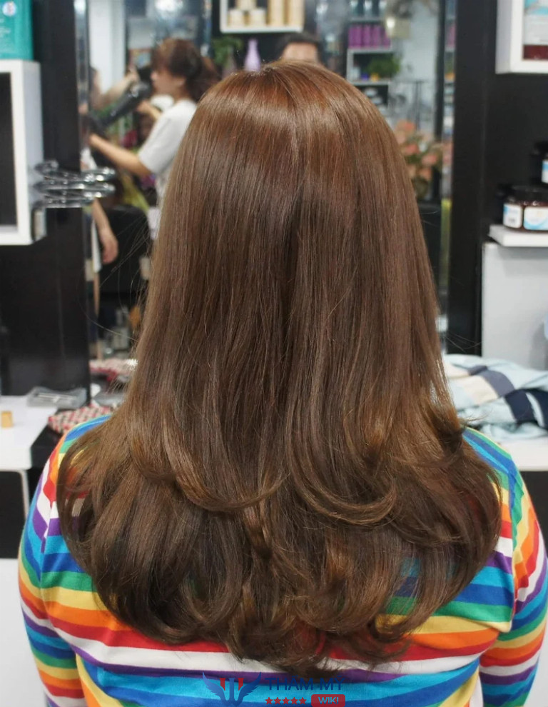 Tiệm cắt tóc đẹp nhất ở Quận 11 Salon Hoàng Hair & Nails