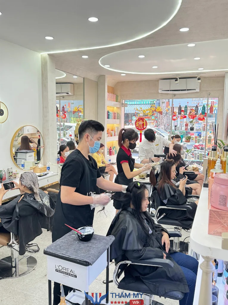tiệm cắt tóc đẹp ở Quận 8 LINHR HAIR SALON