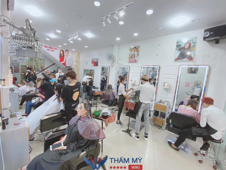 tiệm cắt tóc đẹp Quận 8 Salon Bắc Trần Tiến