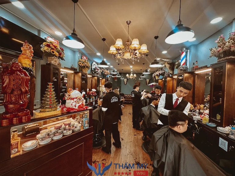 Tiệm cắt tóc đẹp ở Quận Bình Thạnh  Barbershop Vũ Hoàng Phi