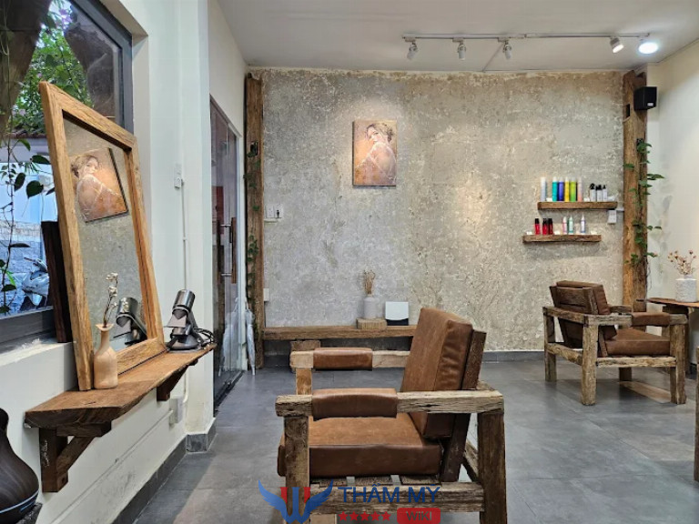 Tiệm cắt tóc đẹp giá rẻ ở Quận Phú Nhuận Chạm Hair Salon
