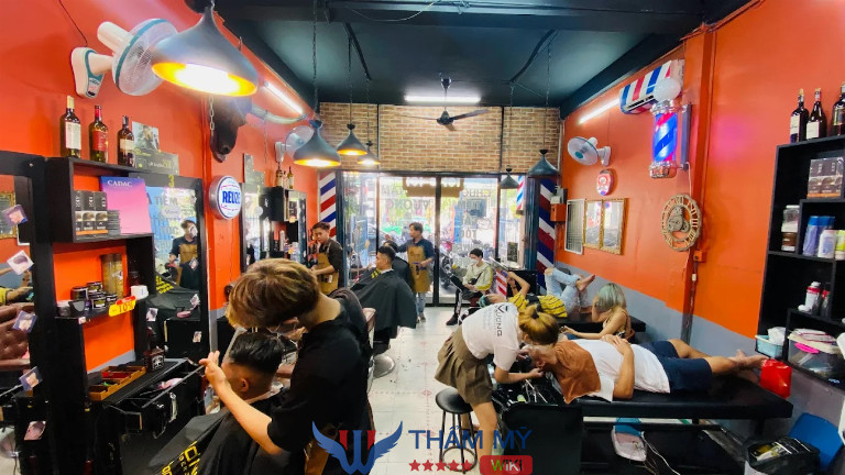 Tiệm cắt tóc nam đẹp ở Hòa Khánh Đà Nẵng Vương Barber Shop