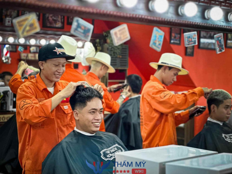 Tiệm cắt tóc nam đẹp ở Quận 10 Tích Đức Barbershop