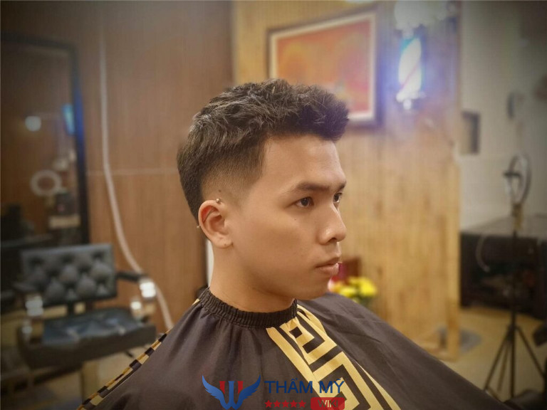 Tiệm cắt tóc nam ở Quận 11 Hoàng Barbershop