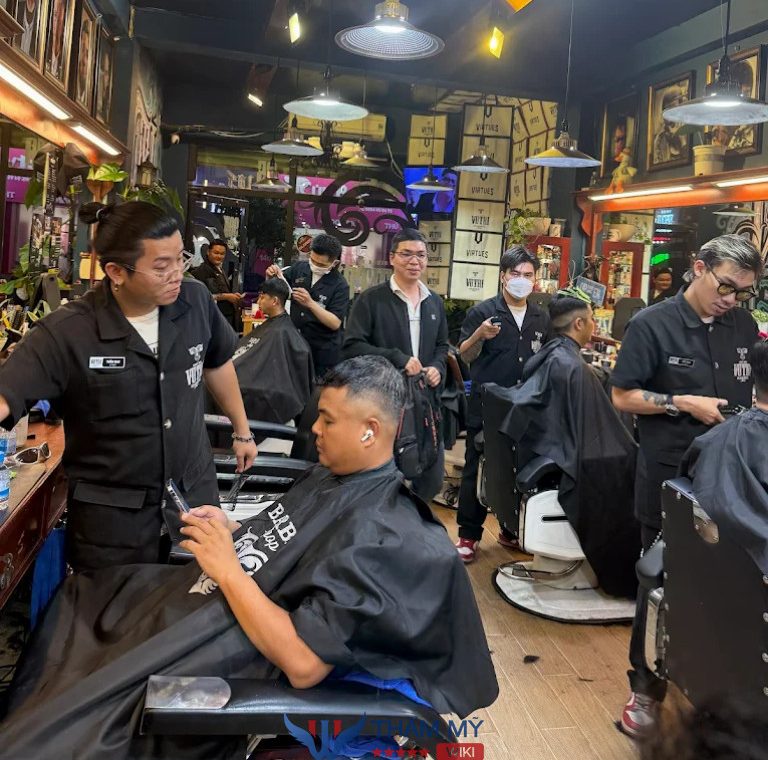 Tiệm cắt tóc nam đẹp giá rẻ ở Bình Thạnh BarberShop Vũ Trí