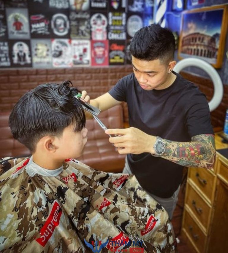 Tiệm cắt tóc nam đẹp Chow Barbershop Bình Thạnh
