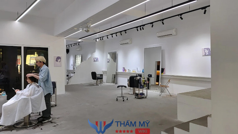 tiệm cắt tóc Nhật Bản ở Sài gòn Bangs and Nova