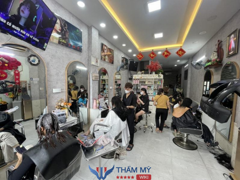 Tiệm cắt tóc nữ đẹp ở Quận 12 Hair Salon T&T