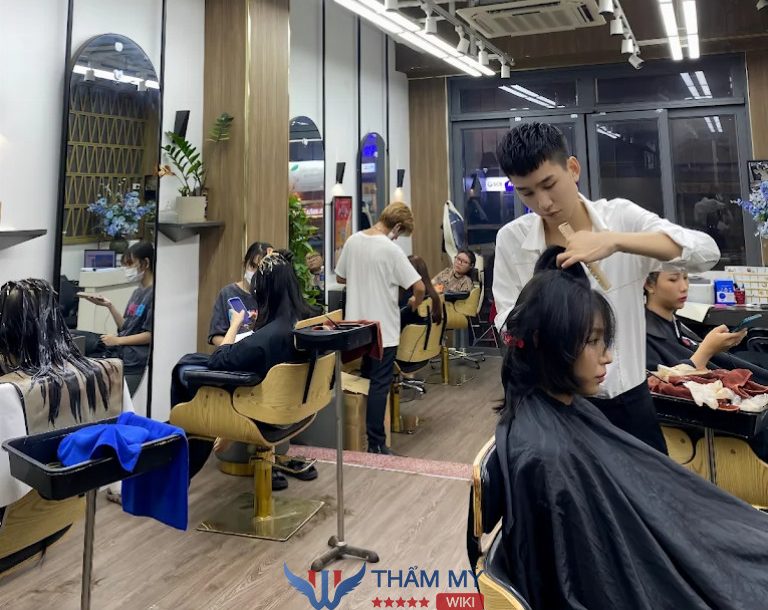 Tiệm cắt tóc nữ đẹp ở quận Tân Phú MORI Hair Salon & Academy