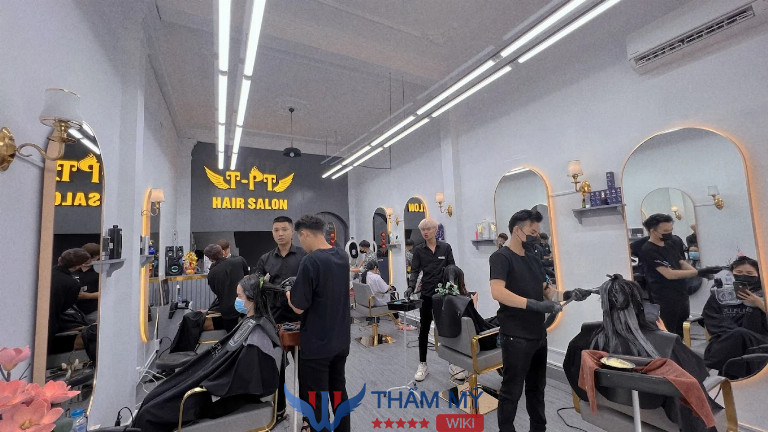 Tiệm cắt tóc nữ đẹp ở Tân Phú T-PT Hair Salon