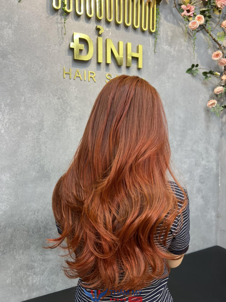 Tiệm cắt tóc nữ đẹp ở quận Tân Phú Hair Salon Đỉnh