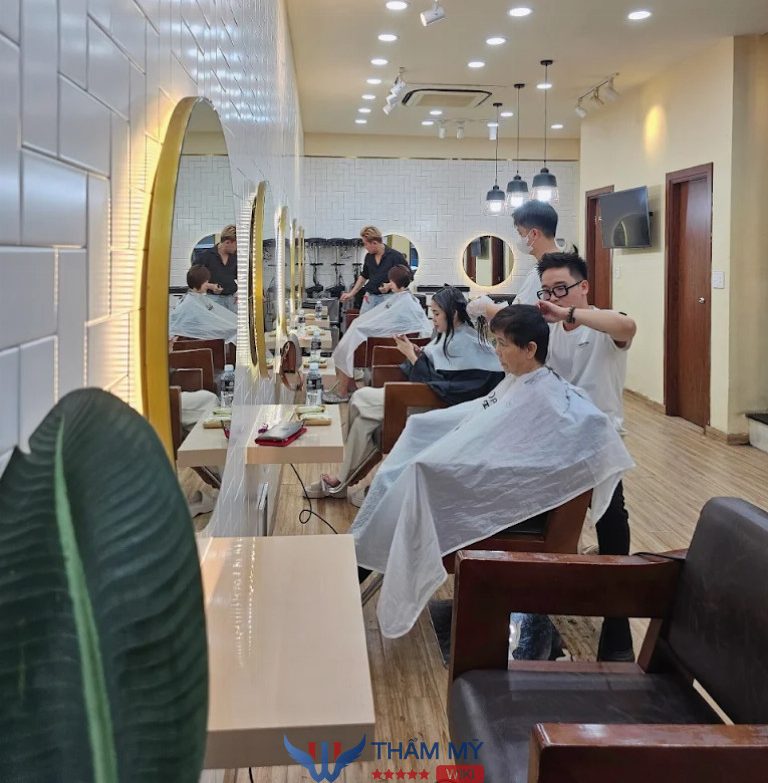 Tiệm cắt tóc nữ đẹp ở Sài Gòn Ji Hair Salon