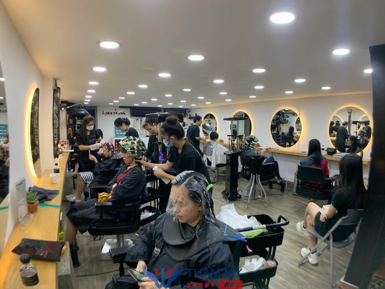 Tiệm làm tóc ở Quận 1 - Salon Hiếu Trang