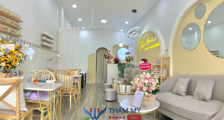 Tiệm nối mi ở Quận Tân Phú Chà Nails