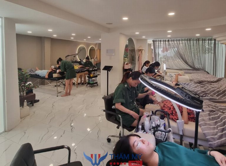 Tiệm nối mi ở Quận 3 Nzim Beauty Room