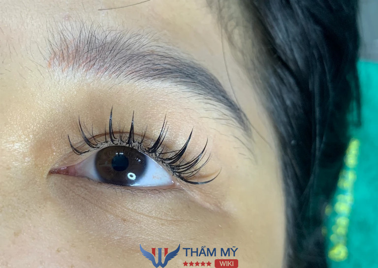 Tiệm nối mi ở quận 6 Kelly Nails