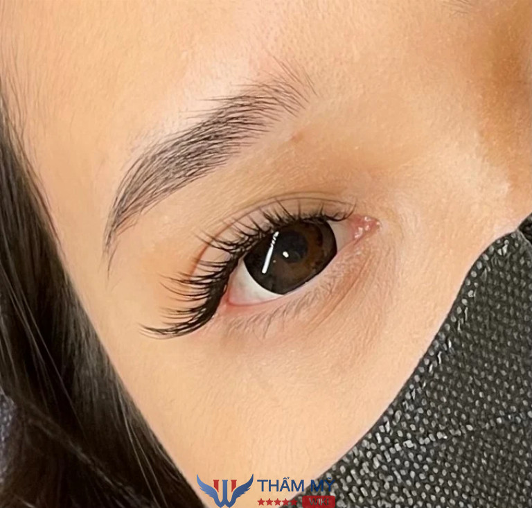 Tiệm nối mi ở Quận 7 Nzim Beauty Room