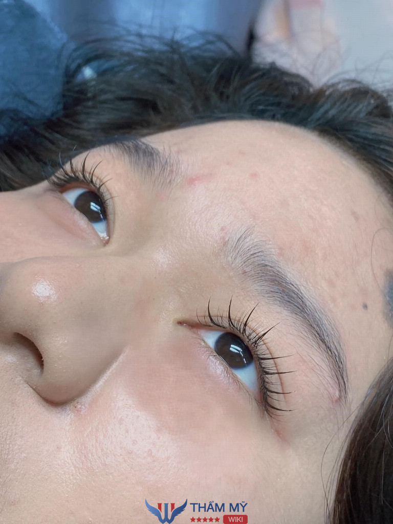 Tiệm nối mi ở Thủ Đức Emi.nail