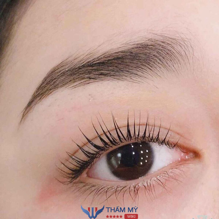 tiệm uốn mi tại Quận 7 Cô Thơ