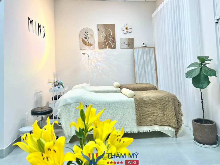 Tiệm uốn mi đẹp ở TPHCM MinB Beauty Room