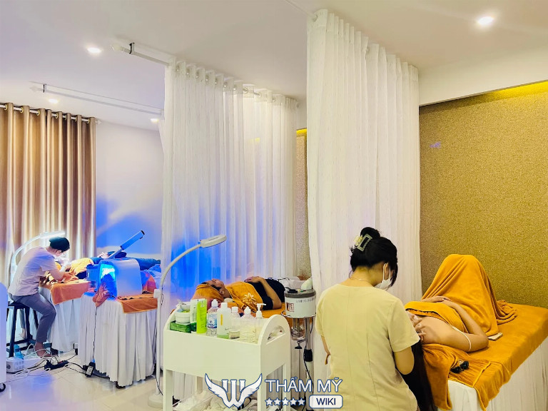Quỳnh Anh Beauty & Spa trị mụn hiệu quả ở Nha Trang