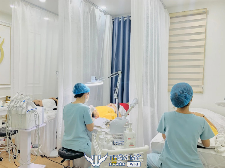 Spa trị mụn ở Nha Trang - Delis Beauty Spa