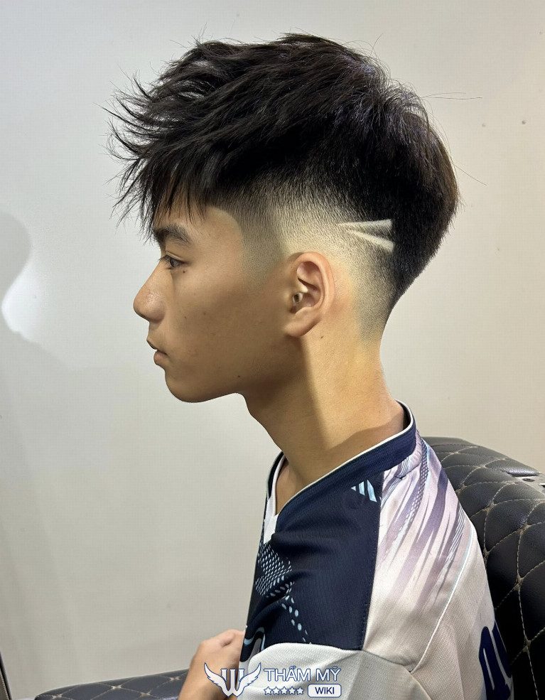 Tiệm cắt tóc nam tại Quy Nhơn Lee Barbershop