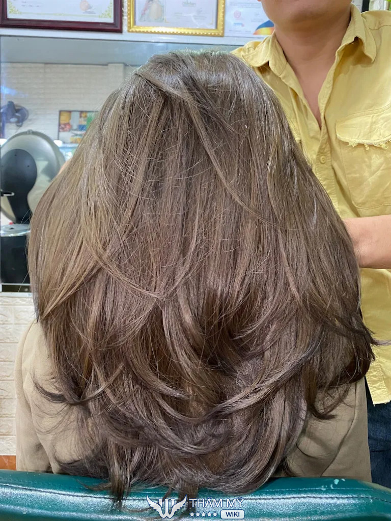 Tiệm cắt tóc nữ đẹp ở Quảng Ngãi - Salon Thạch Bích