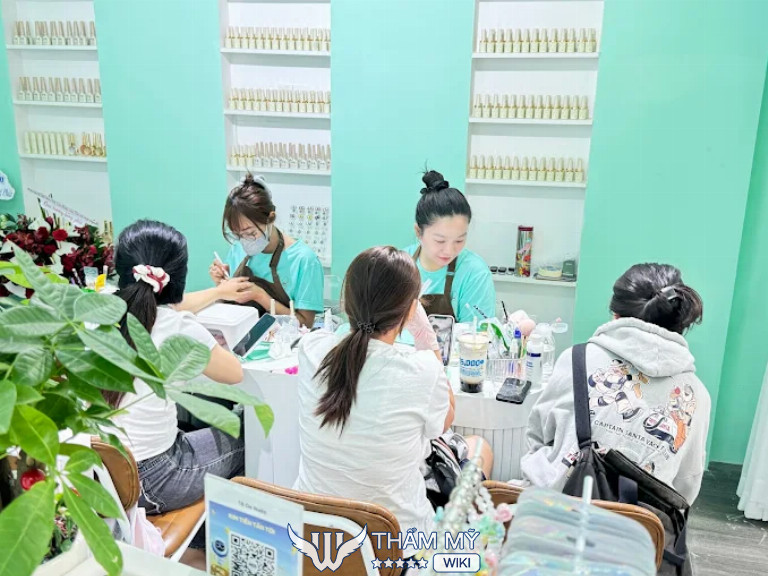 Tiệm Nail ở Quận 5 - 18 De Nails