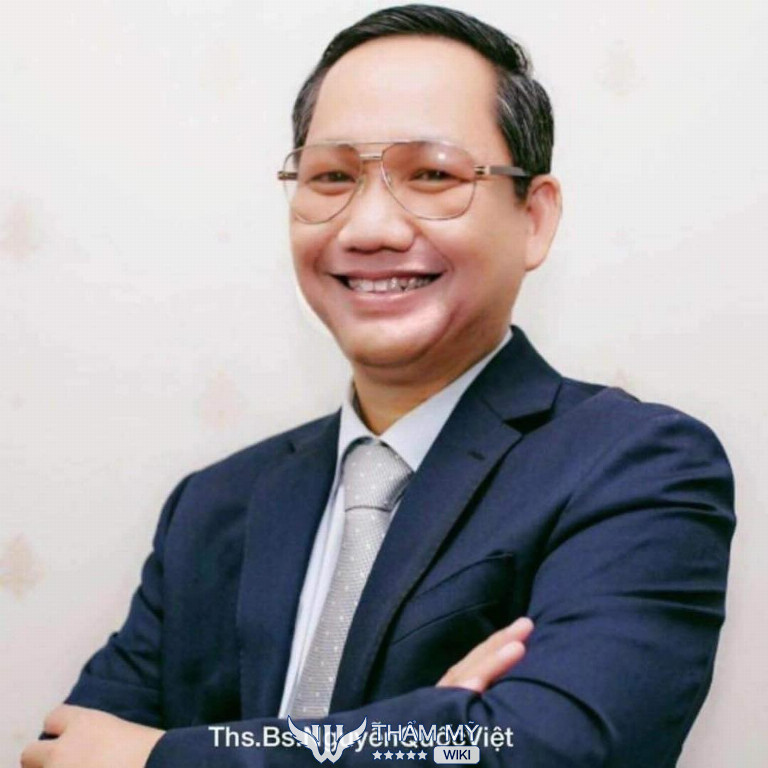 Thạc sĩ, Bác sĩ Nguyễn Quốc Việt