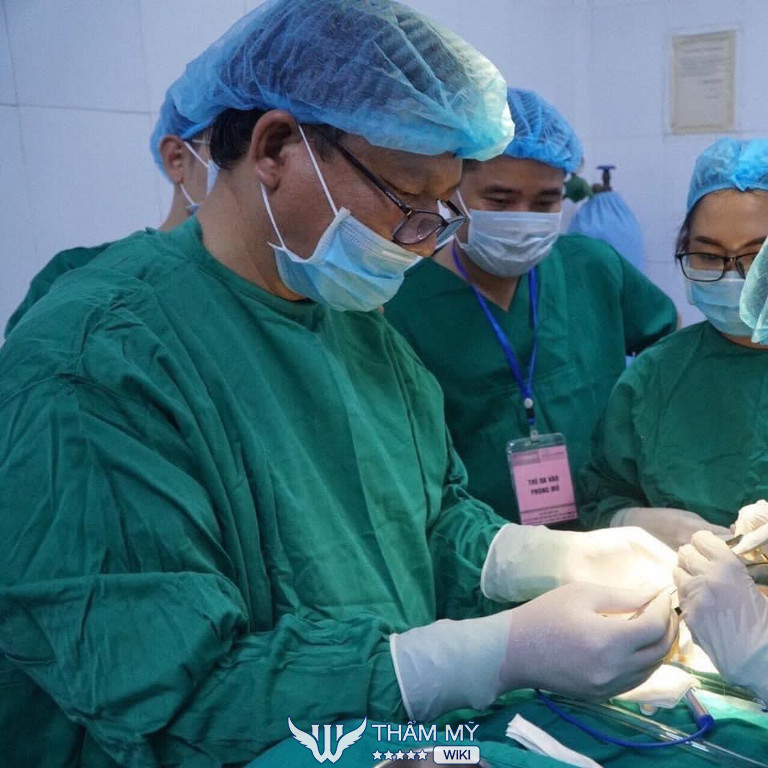 Bác sĩ Nguyễn Quốc Việt phẫu thuật thẩm mỹ có tốt không