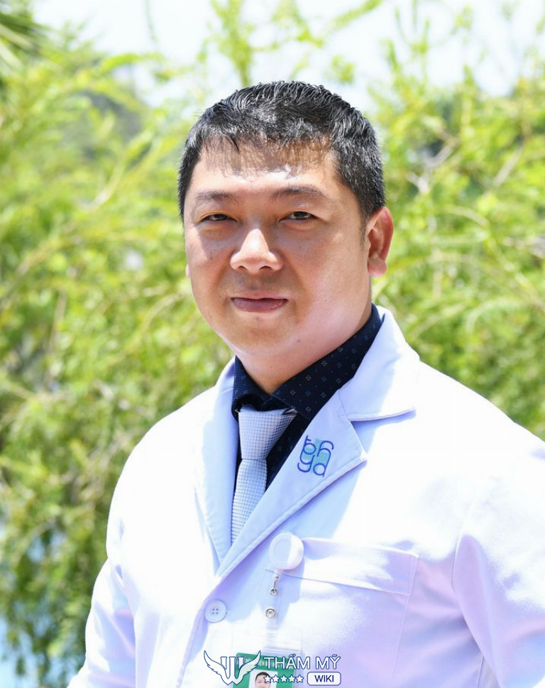 Bác sĩ Vũ Hữu Thịnh