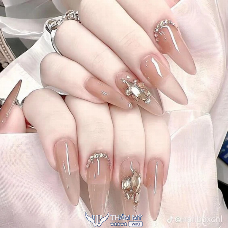 Tiệm làm nail ở Lâm Đồng - Bloom Nail Studio
