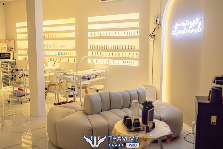 Tiệm nail ở Quận 11 - Emmê Nails