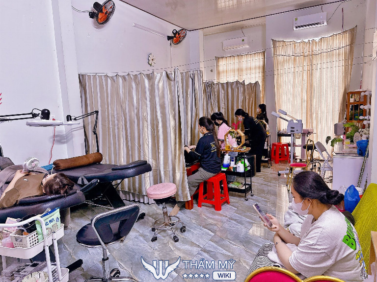 Nail Thu Thảo - địa chỉ nối mi đẹp tại Đồng Tháp