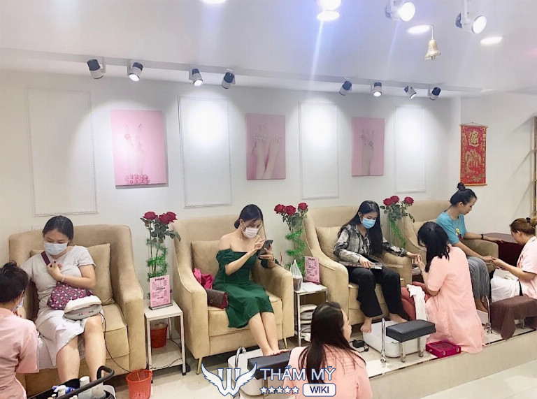 Bài đánh giá về Helen Nails Eyelash
