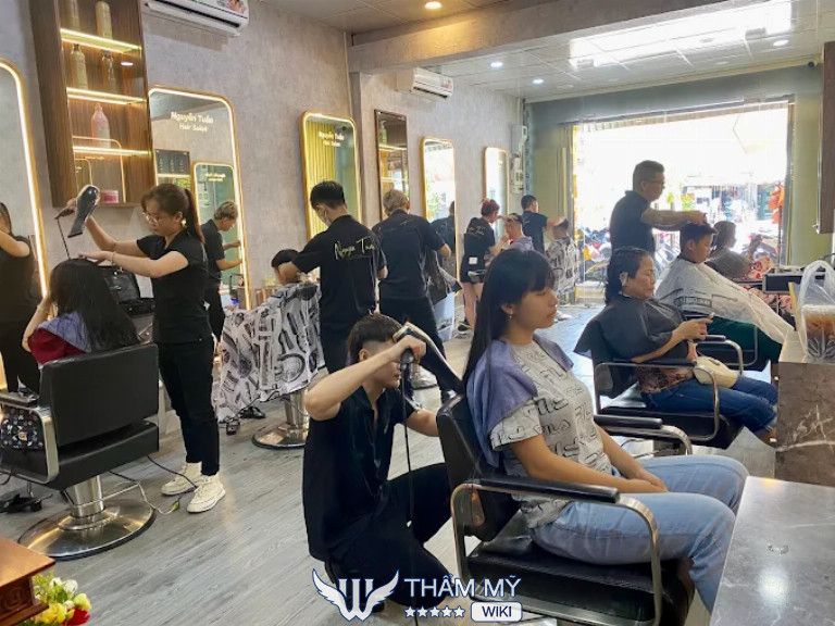 Hair Salon Nguyễn Tuấn, An Giang