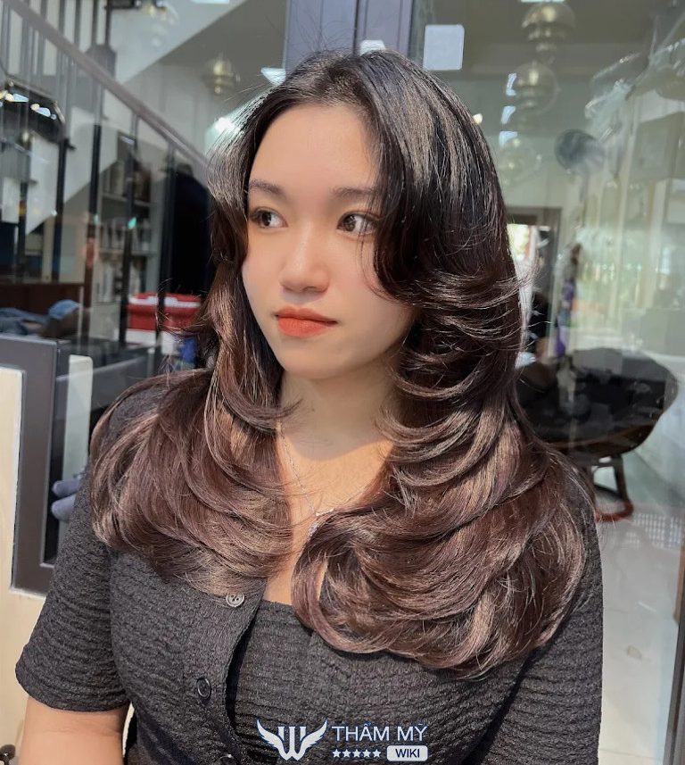 Salon tóc ở Củ Chi Hair Salon Hằng Louis