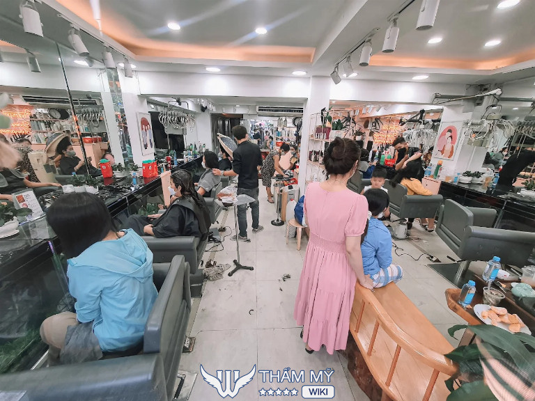 salon tóc đẹp giá rẻ ở Phường Chánh Hưng 