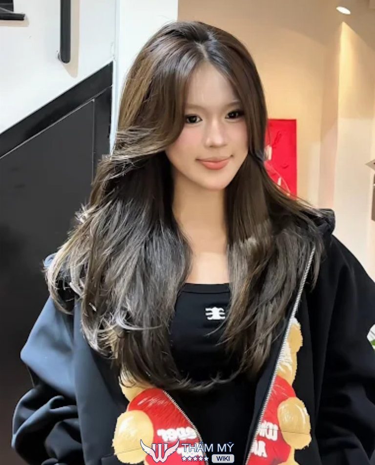 Salon cắt tóc ở Phường Tân Định Crown Hair Studio