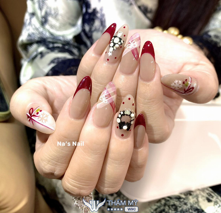 Tiệm nail đẹp ở Bình Chánh