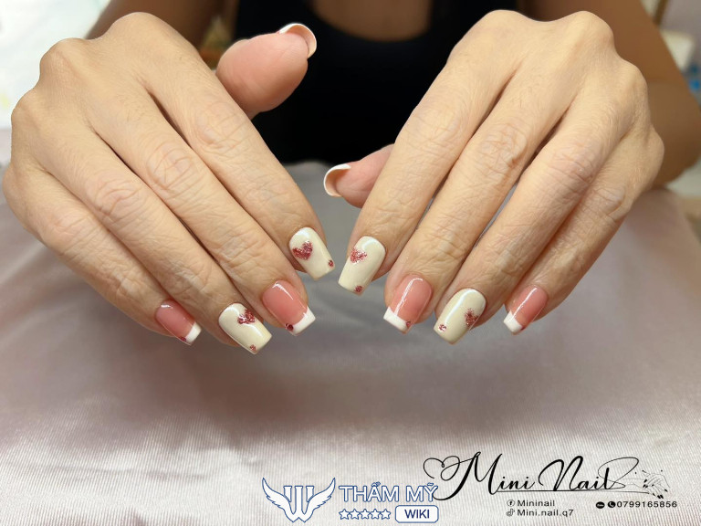 Tiệm làm nail ở Phường Phú Thuận - Mini Nail