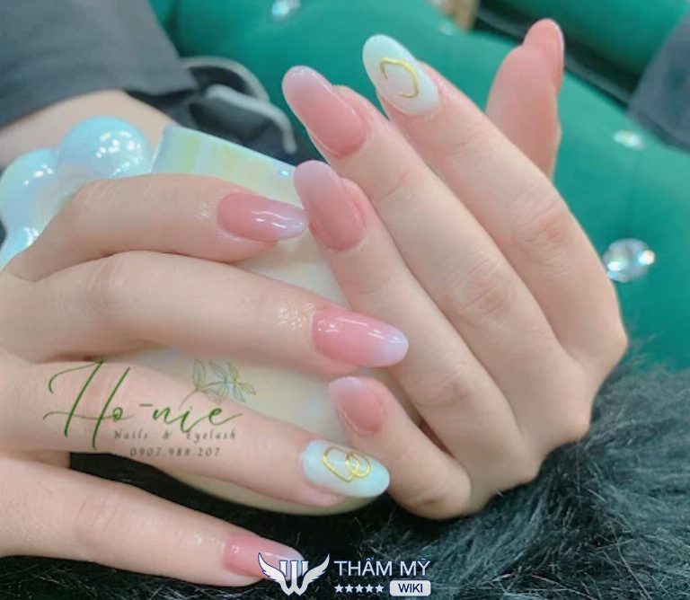  Tiệm làm nail đẹp Quận 9 Hơ-nie Nails & Eyelash