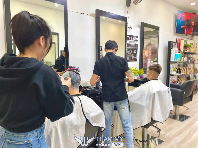 Tiệm cắt tóc nam đẹp ở Bình Dương